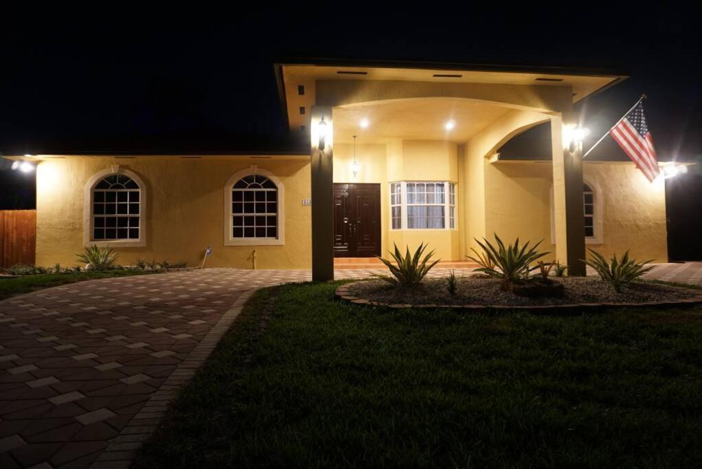 מיאמי New Luxury Vacation Dream Rental- Sleeps 15! מראה חיצוני תמונה