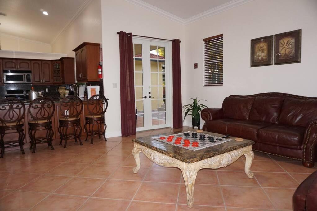 מיאמי New Luxury Vacation Dream Rental- Sleeps 15! מראה חיצוני תמונה